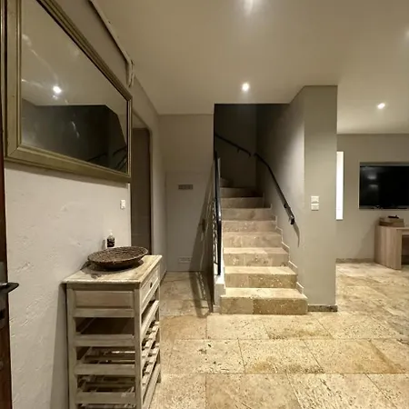 Maison Ou A Louer Place De L'esplan Homestay Saint-Paul-Trois-Chateaux