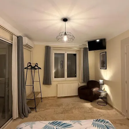 Homestay Maison Ou A Louer Place De L'esplan *